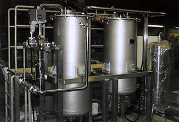1998年設計製作据付；リンサー液処理実験装置